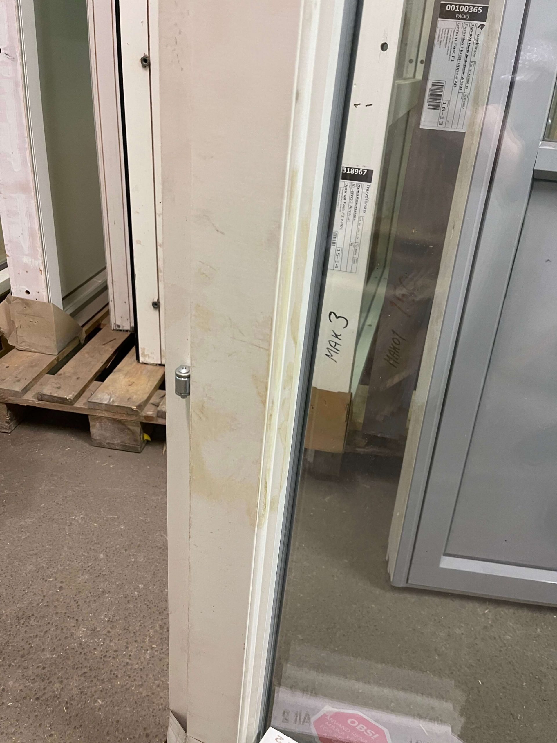 Inåtgående fönsterdörr 78704