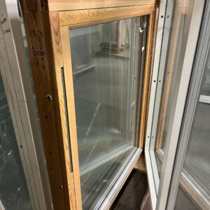 OUTLET Vridfönster Trä 11x13 Obehandlat ID: 79237