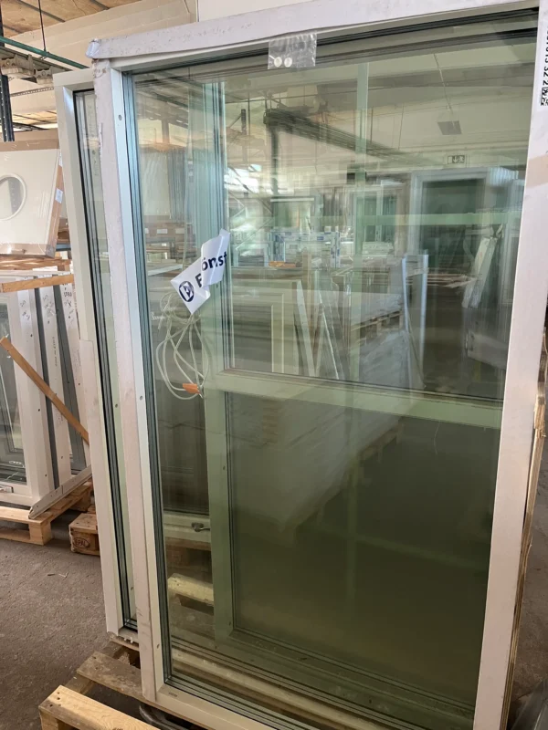 WK Byggtorg OUTLET Fast fönster 11x20 84083