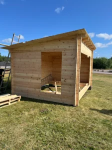 Attefallshus Emåstugan - Knuttimrad stuga