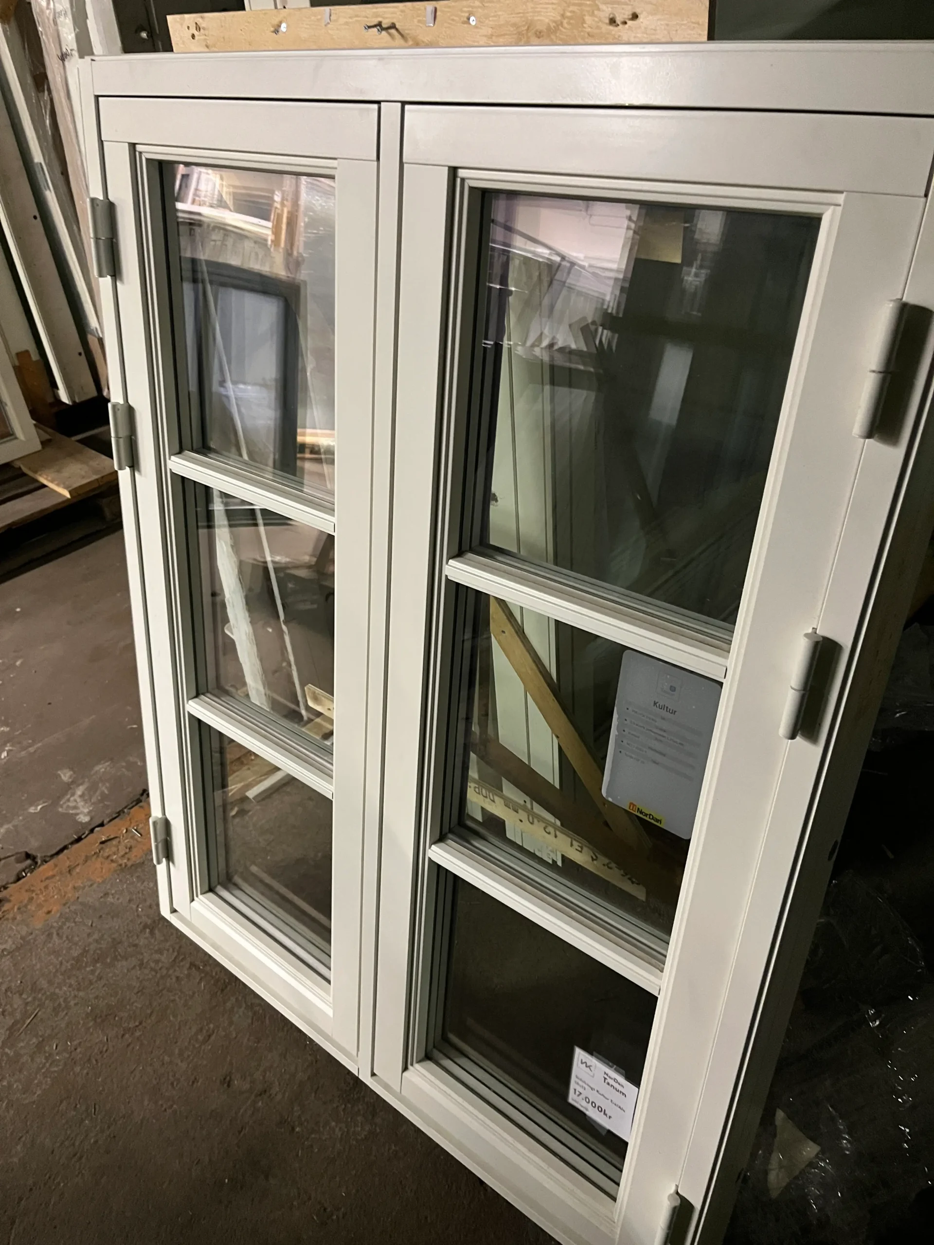 Sidohängt fönster med haspar 10x13 ID 85353