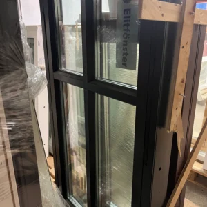 Vridfönster 8x15 Svart